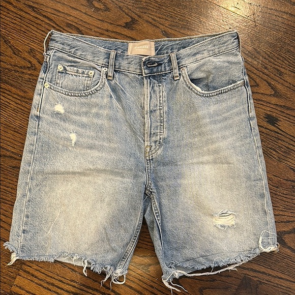 Everlane Pants - Everlane The Cheeky Long Short Light wash denim Size 28